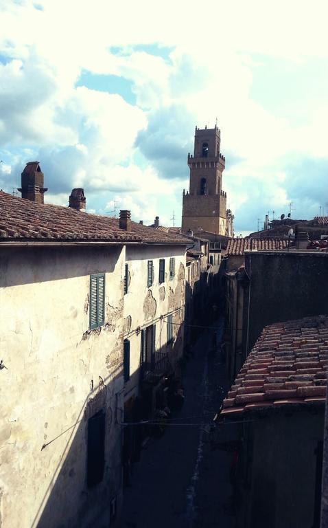 Affittacamere La Magica Torre Pitigliano Exterior photo